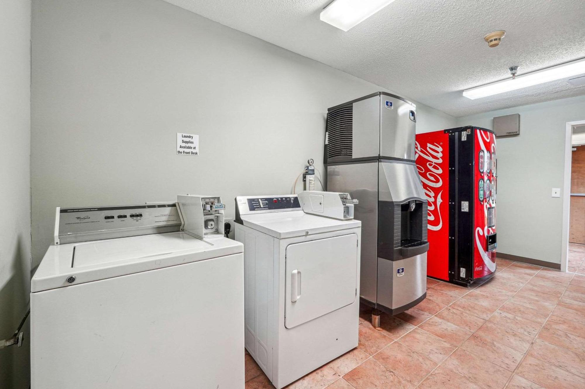 Quality Inn & Suites Dawsonville Esterno foto