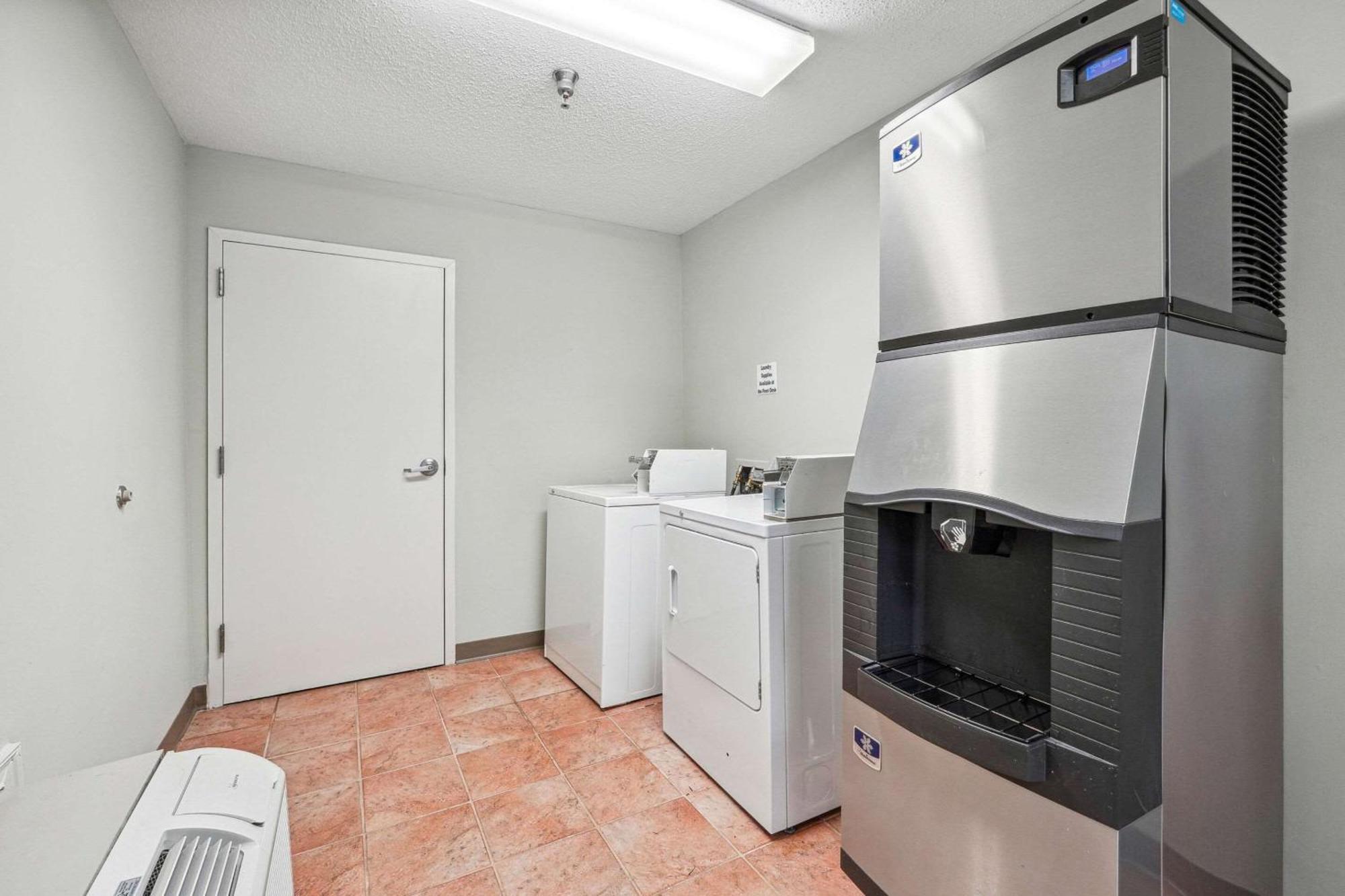 Quality Inn & Suites Dawsonville Esterno foto