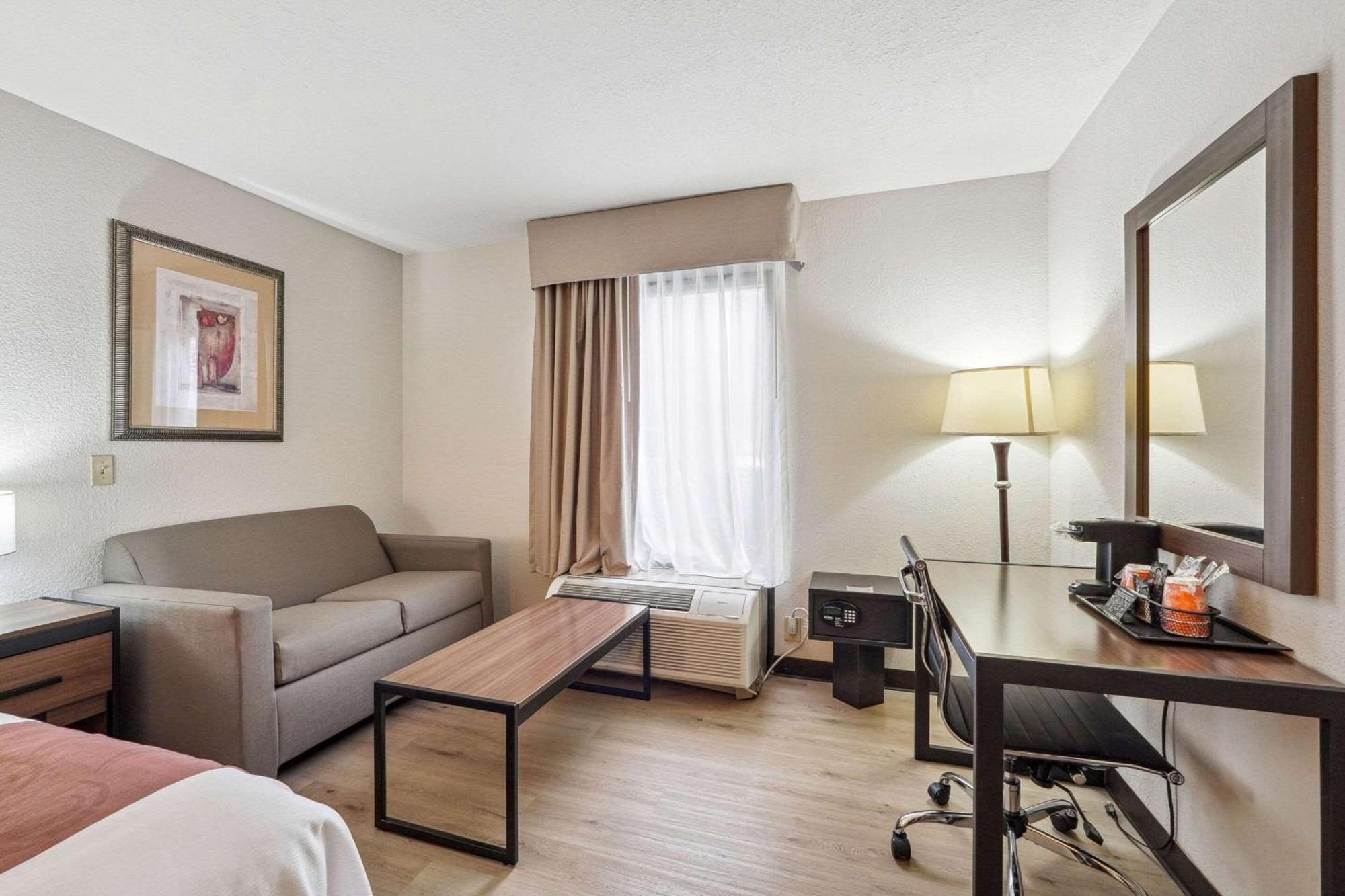Quality Inn & Suites Dawsonville Esterno foto