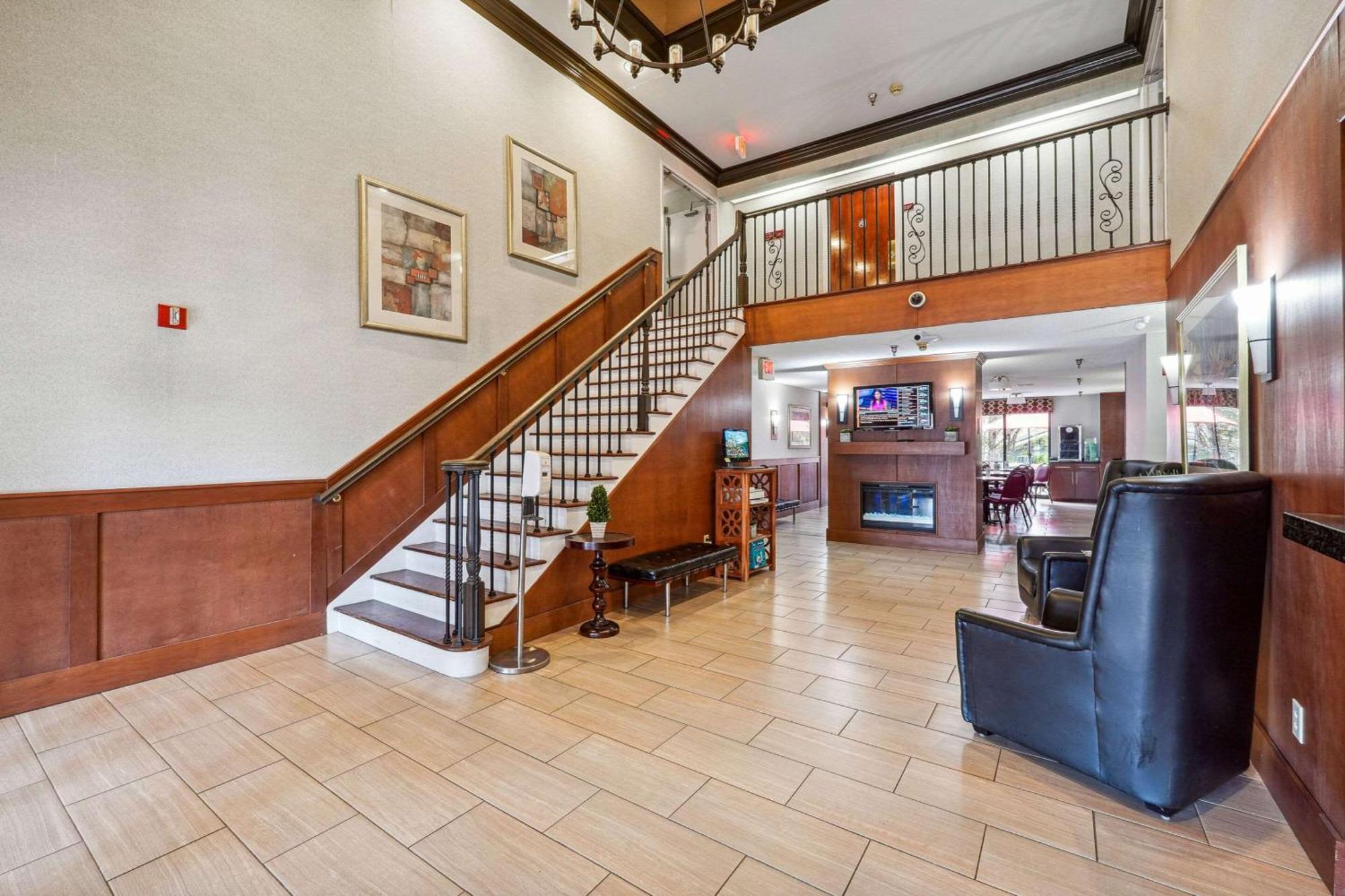 Quality Inn & Suites Dawsonville Esterno foto